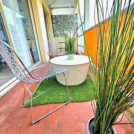 2 Pieces Lumineux, Proche Plage, Parking, Clim, Hippodrome Apartamento